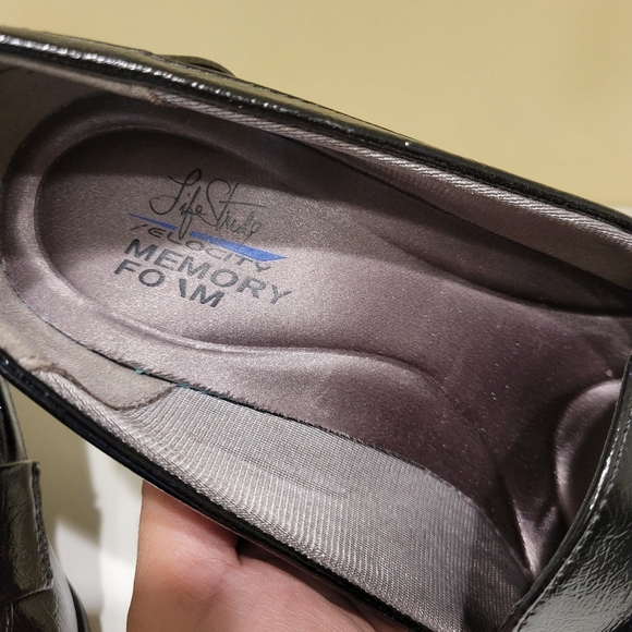 Life Stride Velocity Memory Foam Heels - Picture 4 of 8